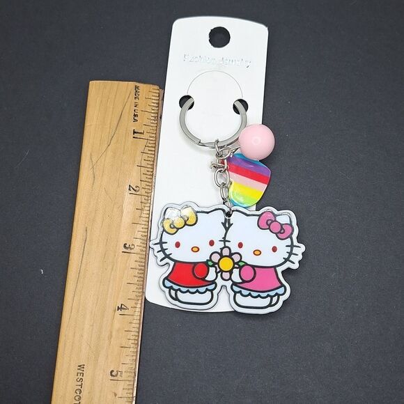 Hello kitty keychain pink bow rainbow heart bead and charm dangle accessory - Picture 2 of 2